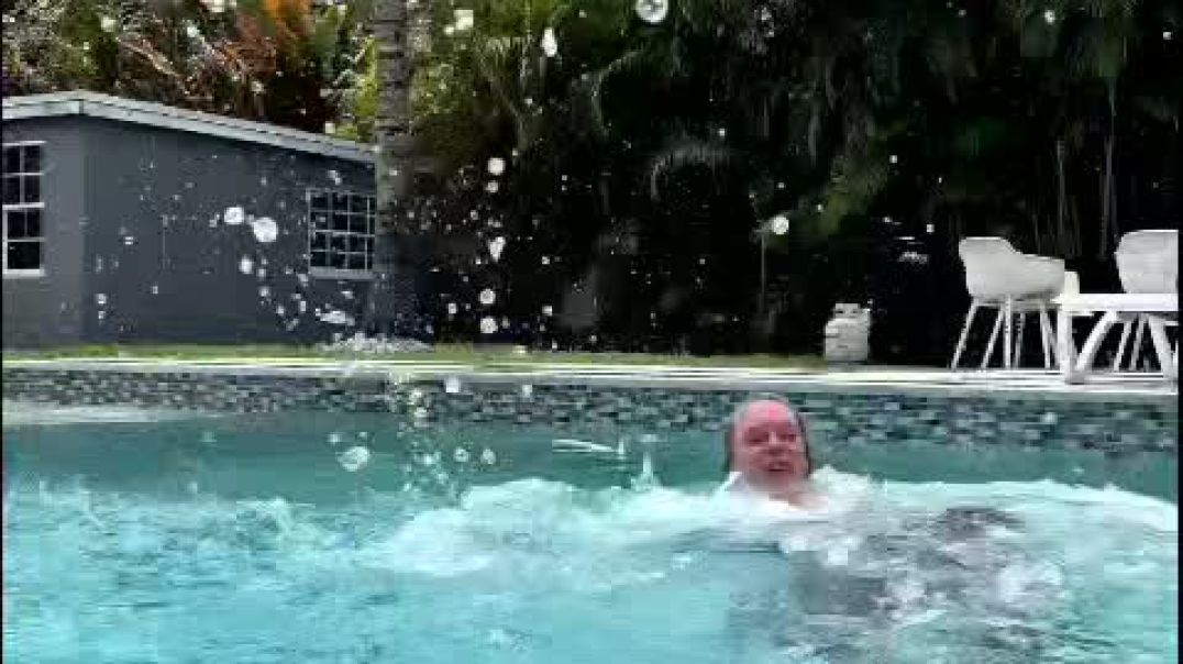 Nude Girl in Swimming Pool With Her Lover Video